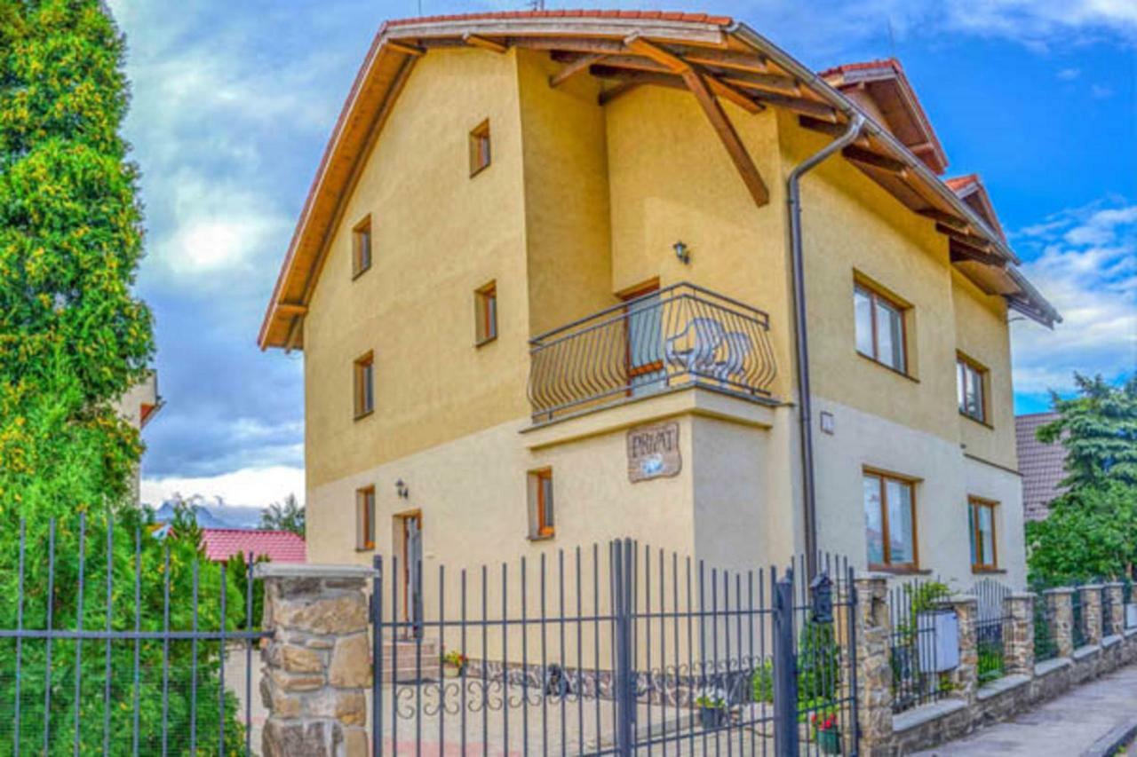Penzión Gardoš Kežmarok Exterior foto